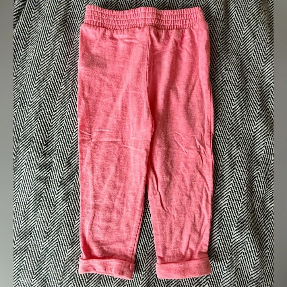 🌸 babyGap Pink Knit Pants – Size 4T